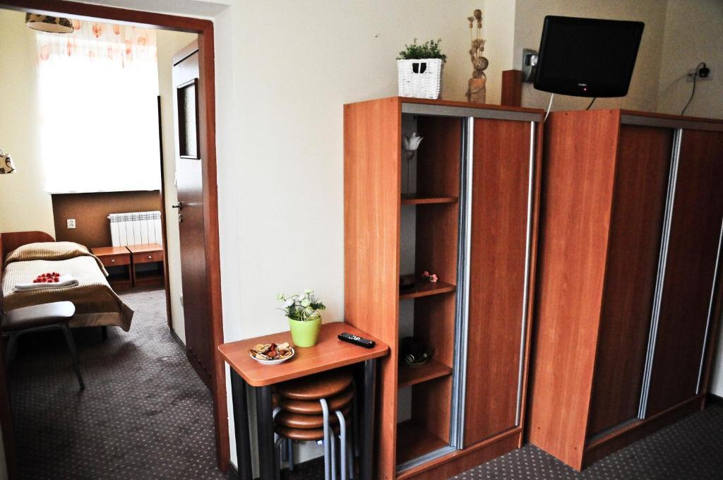 Osrodek Uslug Hotelarskich Kinga Wieliczka Rom bilde